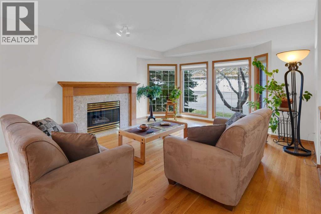 50 Christie Gardens Sw, Calgary, Alberta  T3H 3B5 - Photo 3 - A2266859