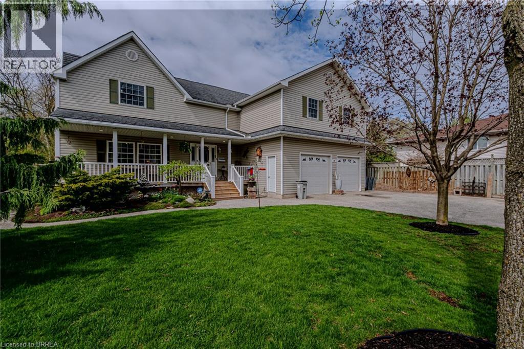 388 MCKELLAR Street, Strathroy, Ontario