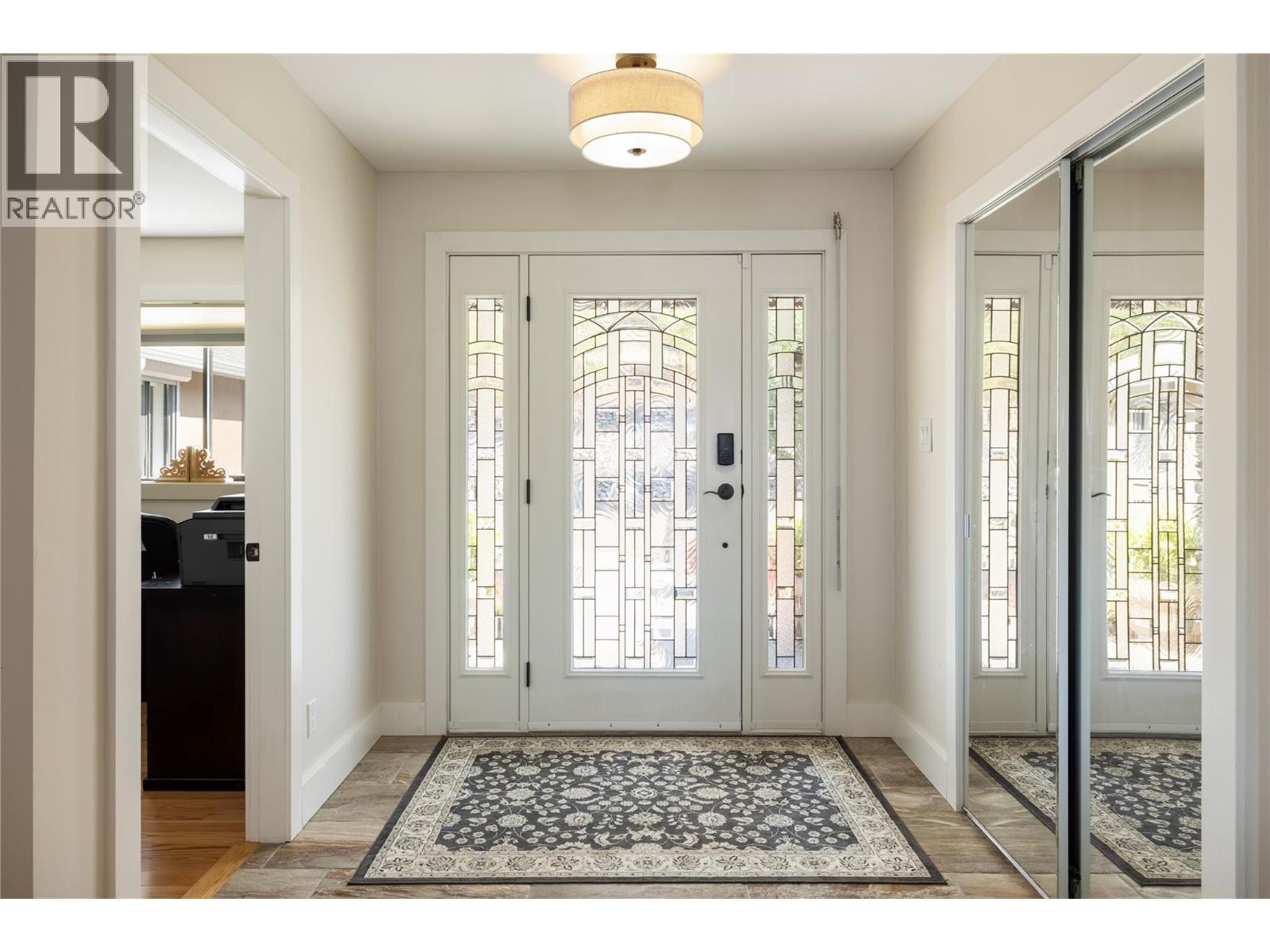 1258 Round Lake Road, Spallumcheen, British Columbia  V0E 1B5 - Photo 12 - 10364279