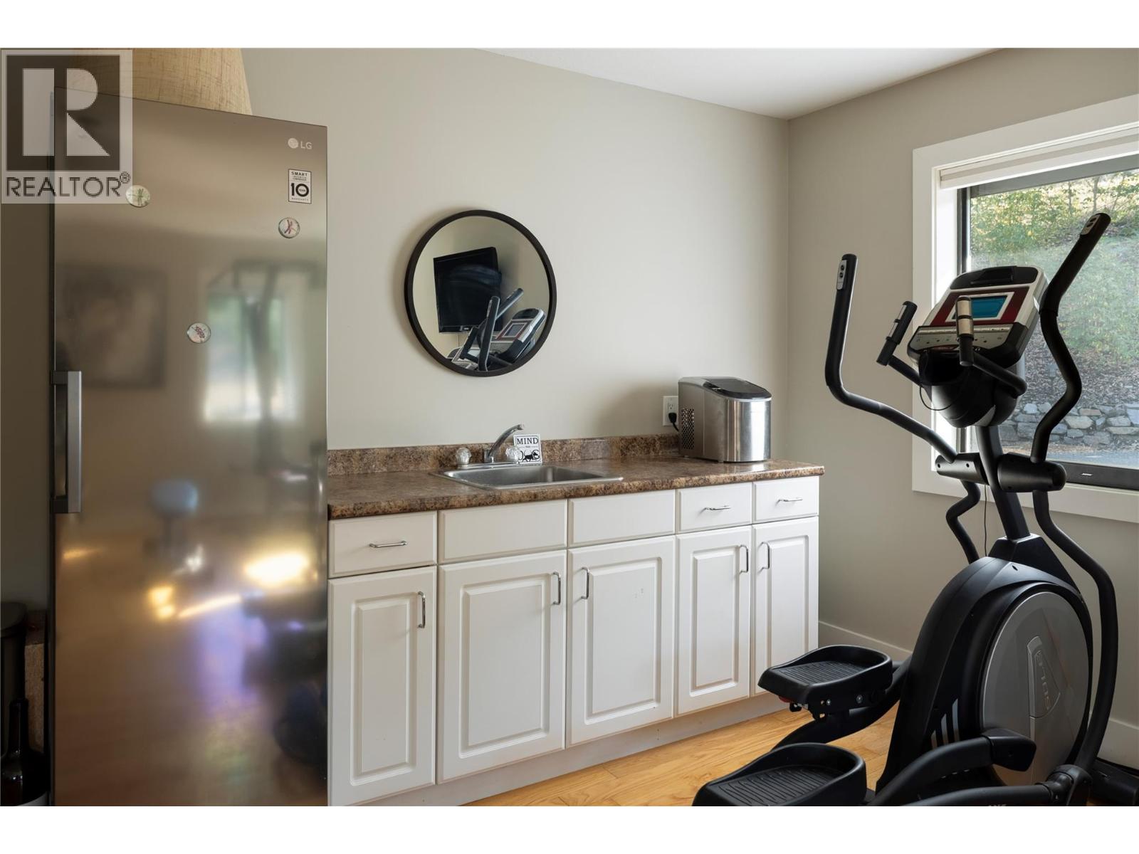 1258 Round Lake Road, Spallumcheen, British Columbia  V0E 1B5 - Photo 40 - 10364279