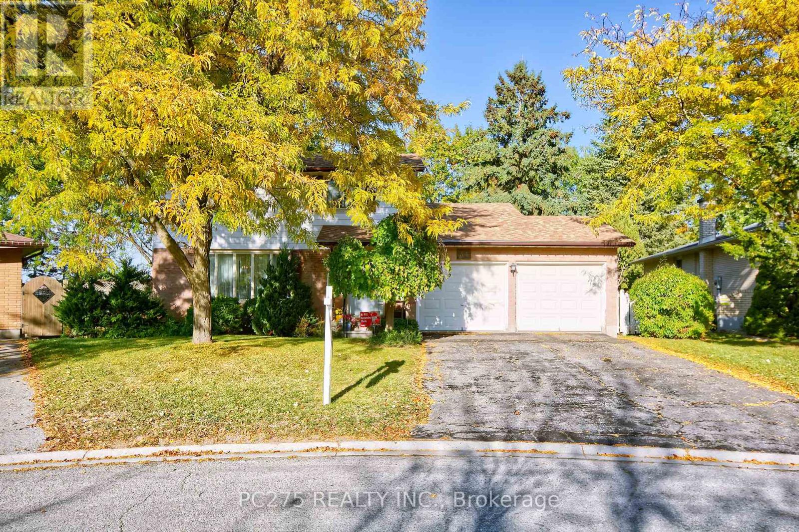 34 THACKEREY PLACE, London North, Ontario