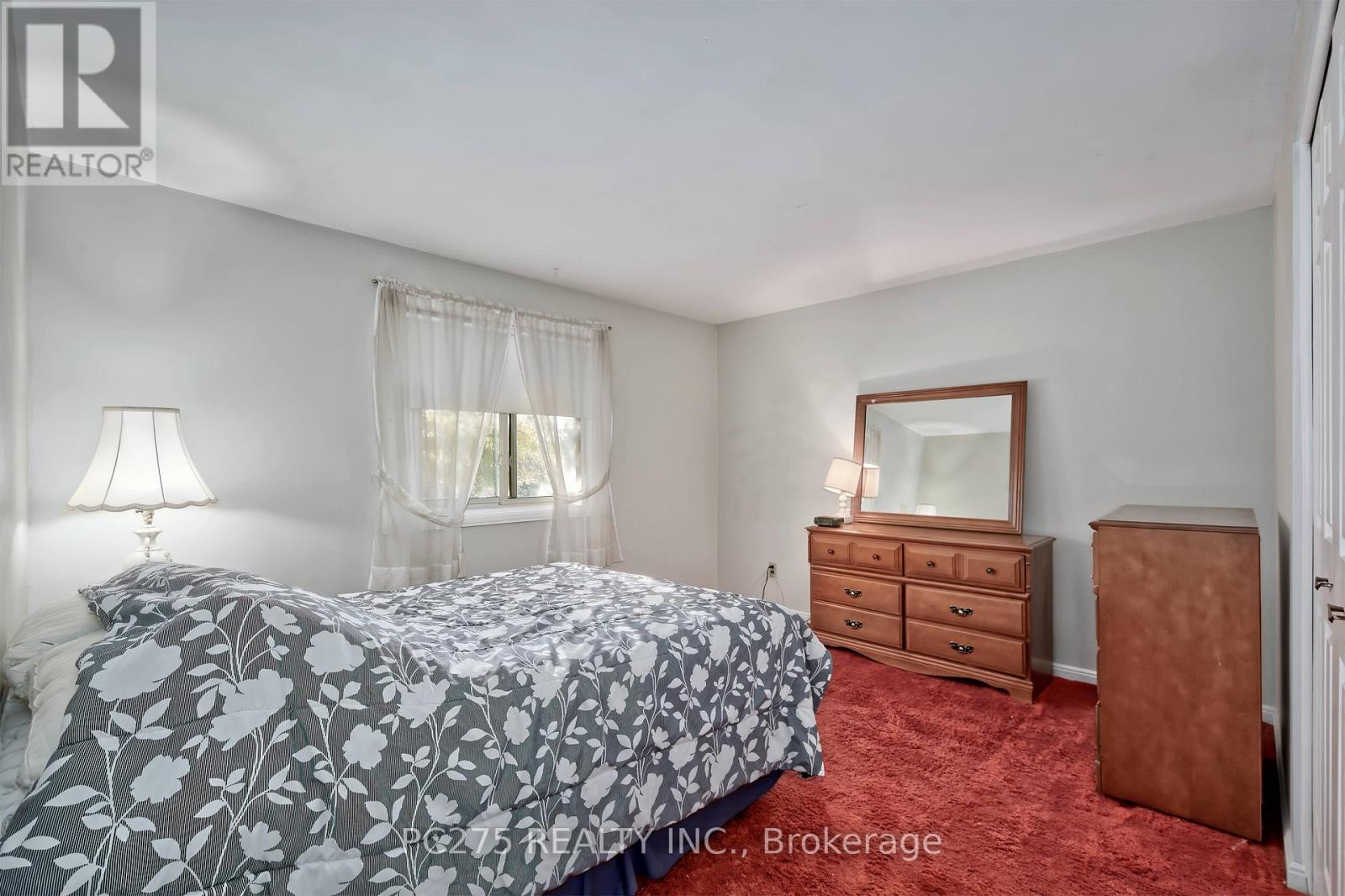 34 Thackerey Place, London North, Ontario  N6G 3E7 - Photo 25 - X12492444