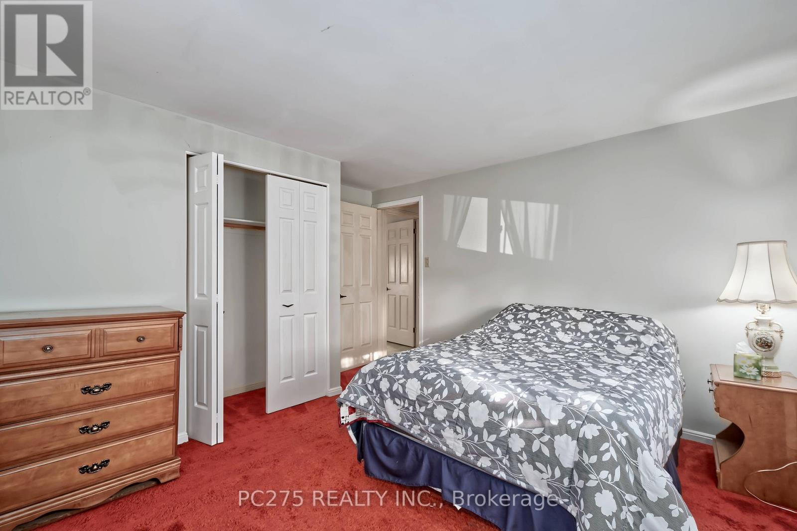 34 Thackerey Place, London North, Ontario  N6G 3E7 - Photo 26 - X12492444