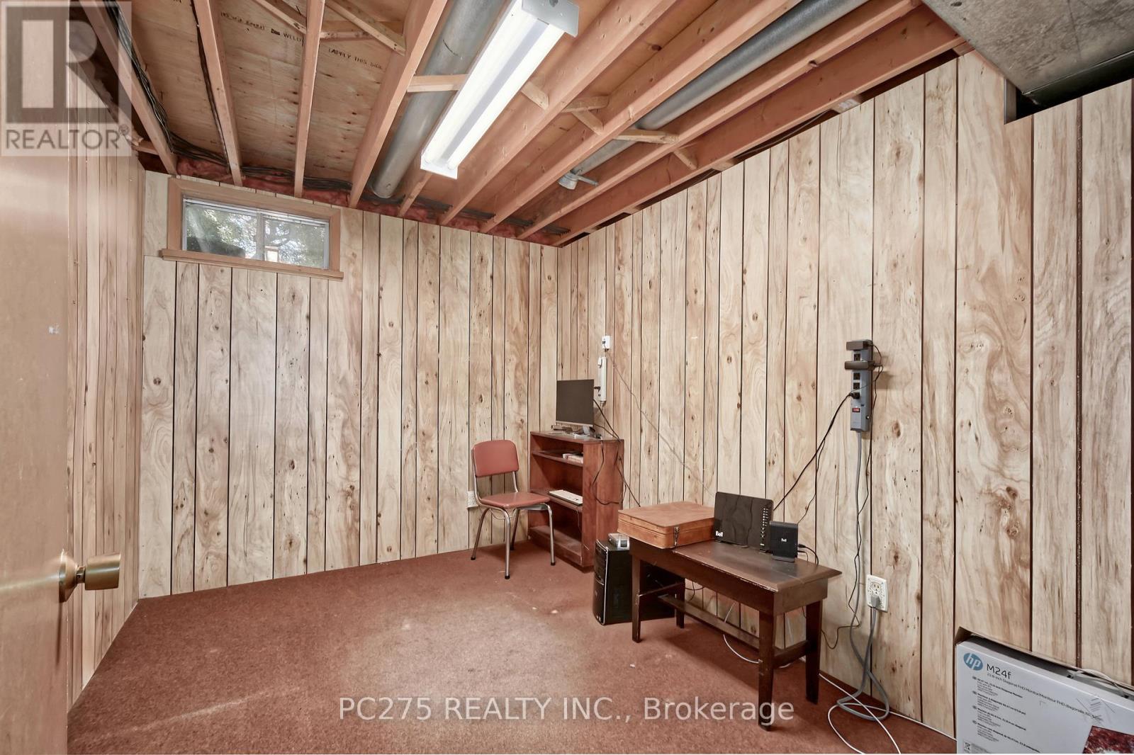 34 Thackerey Place, London North, Ontario  N6G 3E7 - Photo 31 - X12492444