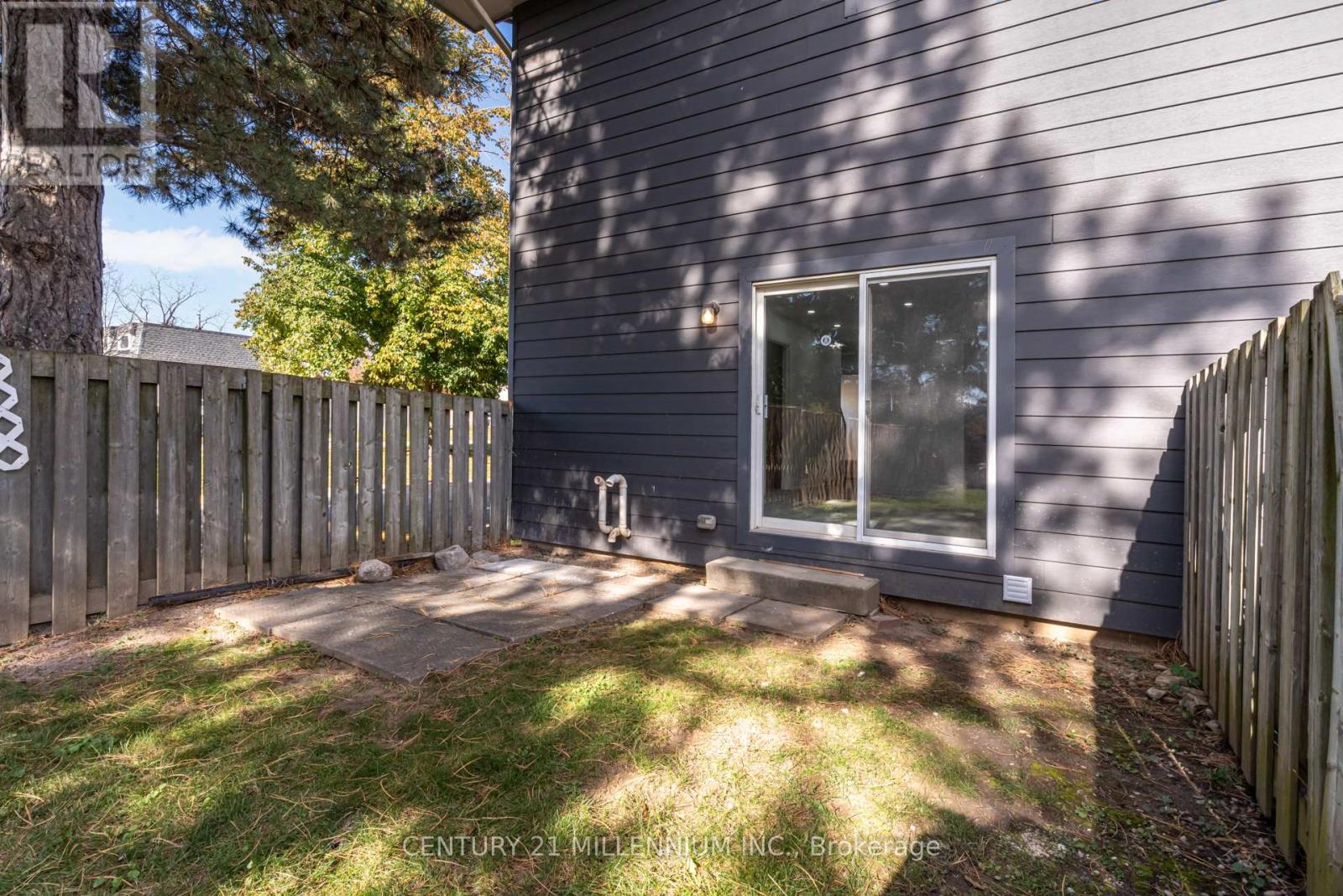 62 - 135 Chalmers Street S, Cambridge, Ontario  N1R 6M2 - Photo 30 - X12492532