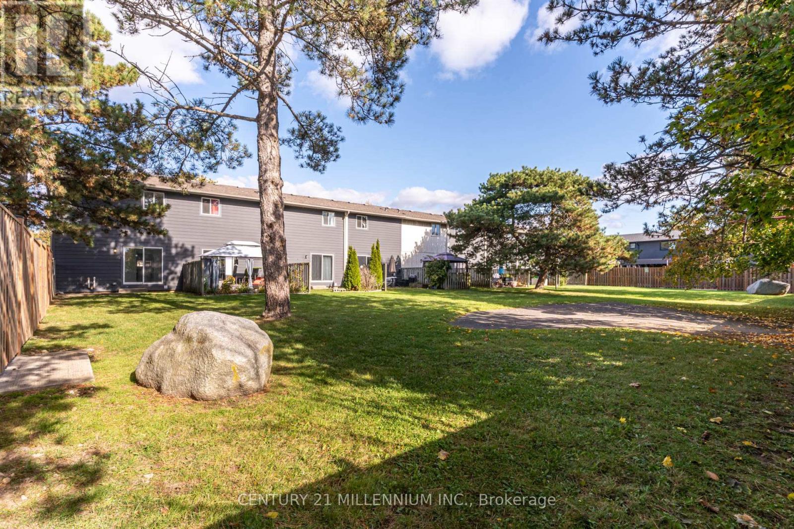 62 - 135 Chalmers Street S, Cambridge, Ontario  N1R 6M2 - Photo 34 - X12492532