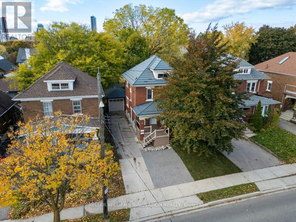 34 Stirling Avenue N, Kitchener, Ontario  N2H 3G5 - Photo 2 - X12492544