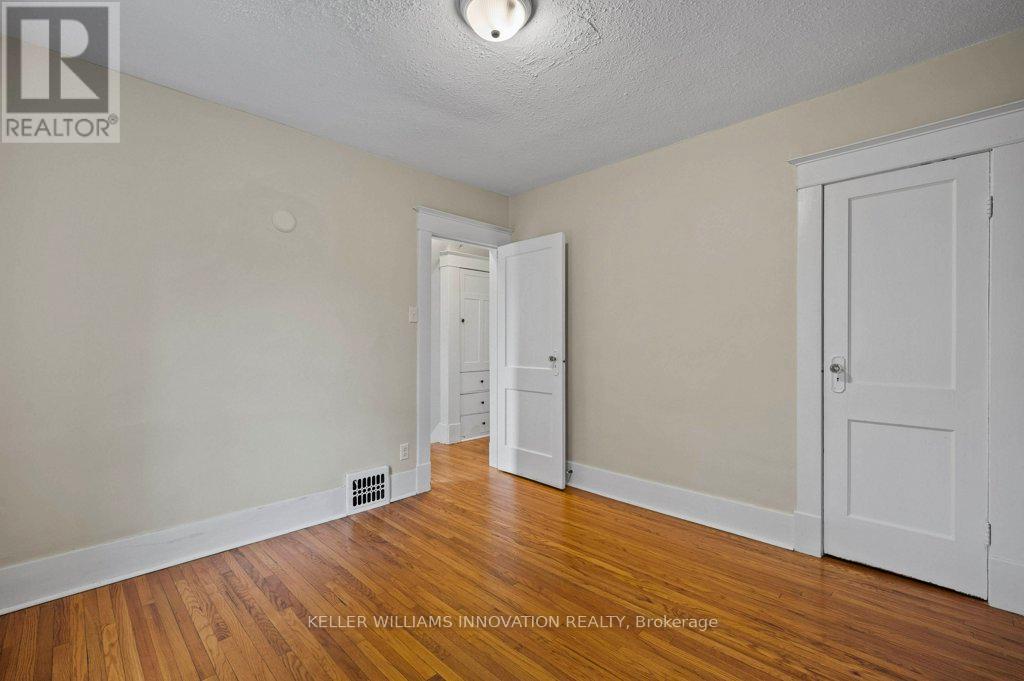 34 Stirling Avenue N, Kitchener, Ontario  N2H 3G5 - Photo 23 - X12492544