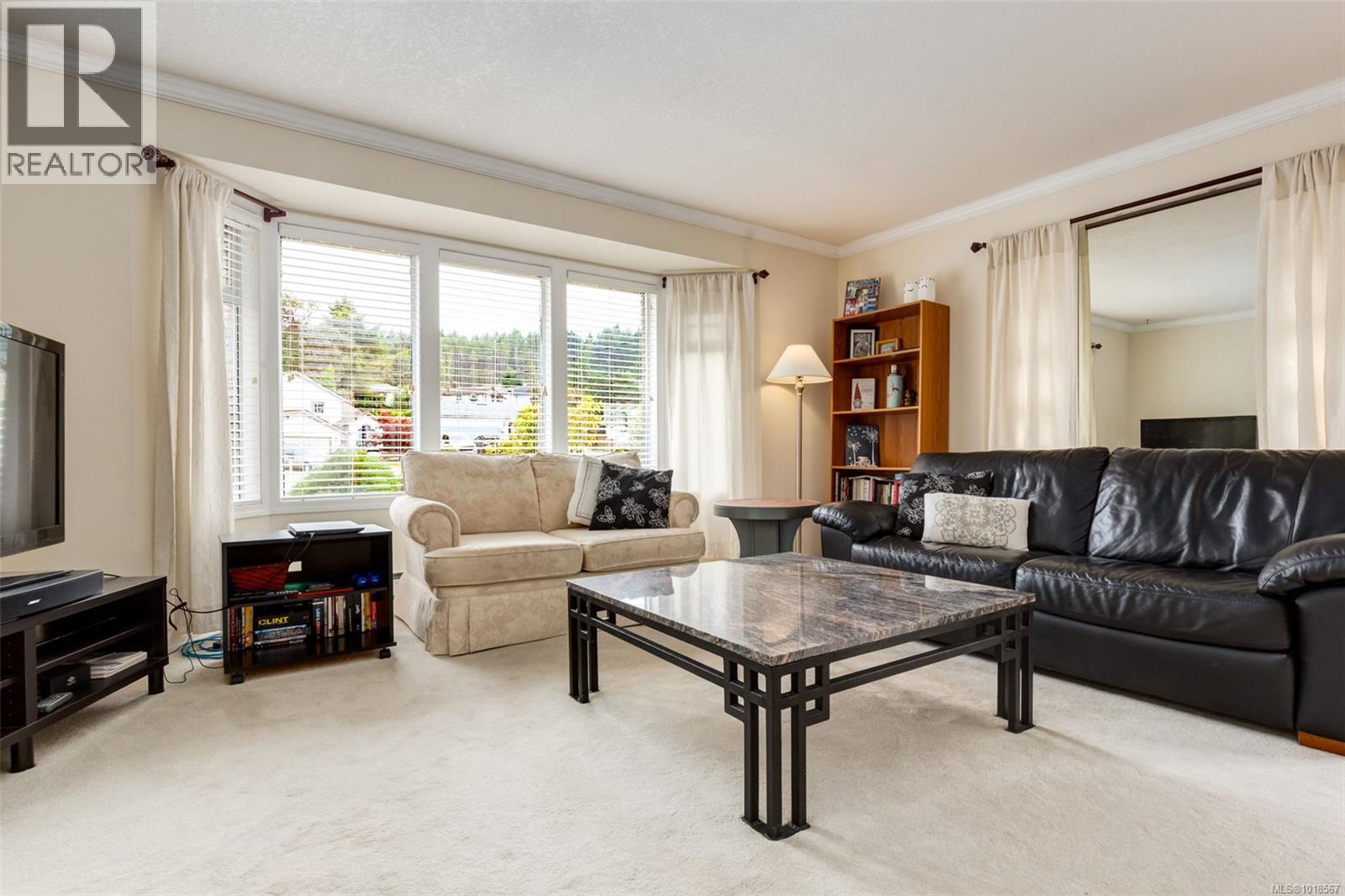 5902 Beacon Pl, Nanaimo, British Columbia  V9V 1J6 - Photo 3 - 1018567