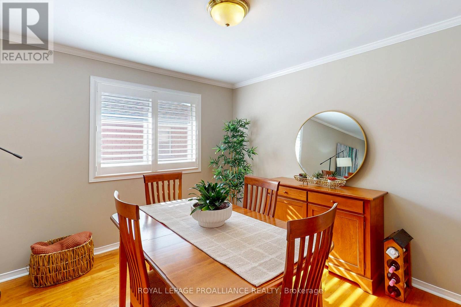 36 Oak Ridge Boulevard, Belleville, Ontario  K8N 5W1 - Photo 12 - X12434040