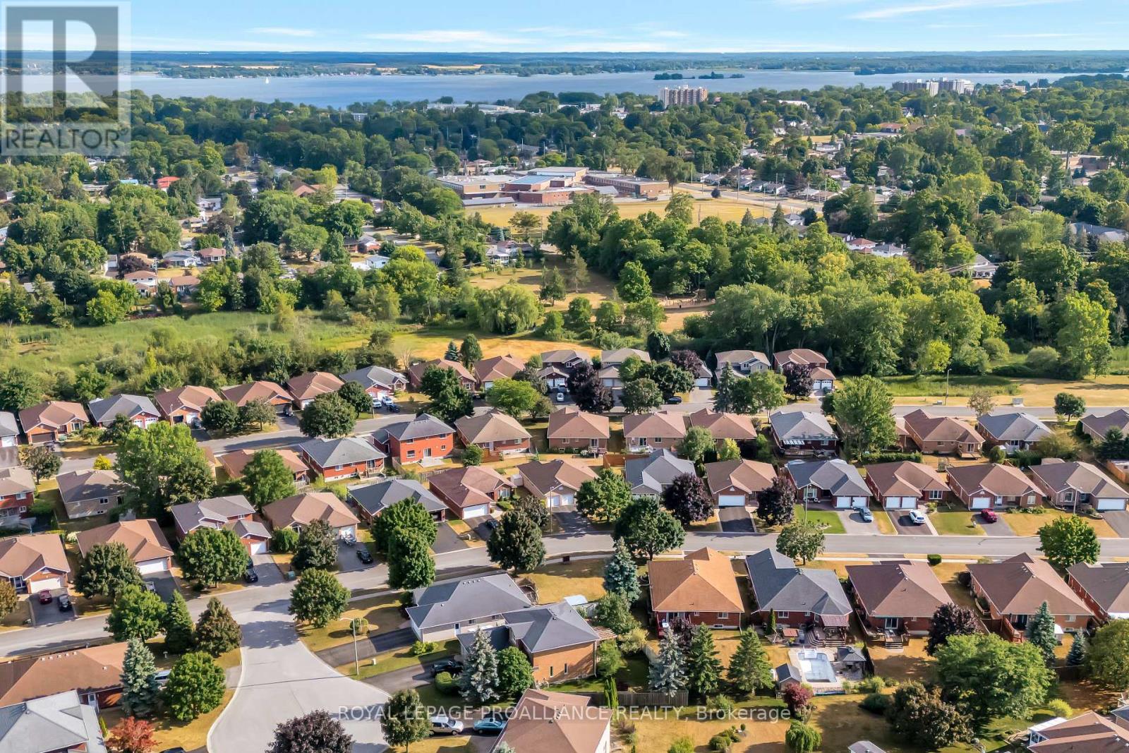 36 Oak Ridge Boulevard, Belleville, Ontario  K8N 5W1 - Photo 48 - X12434040