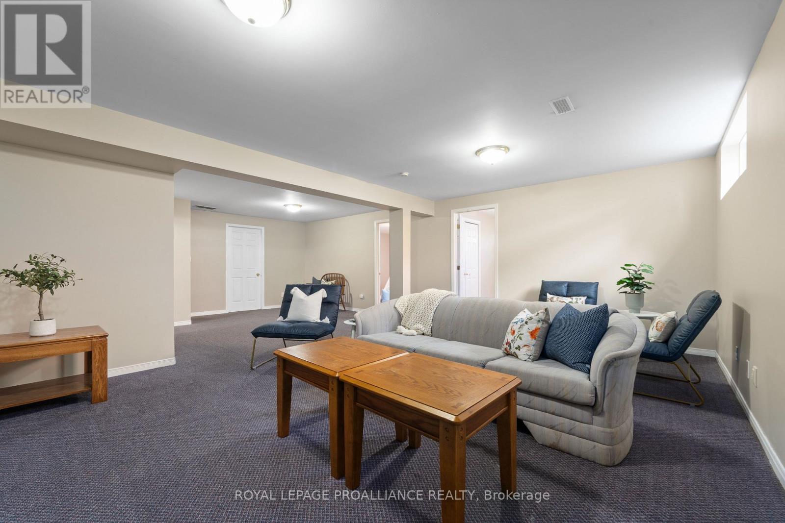 36 Oak Ridge Boulevard, Belleville, Ontario  K8N 5W1 - Photo 31 - X12434040