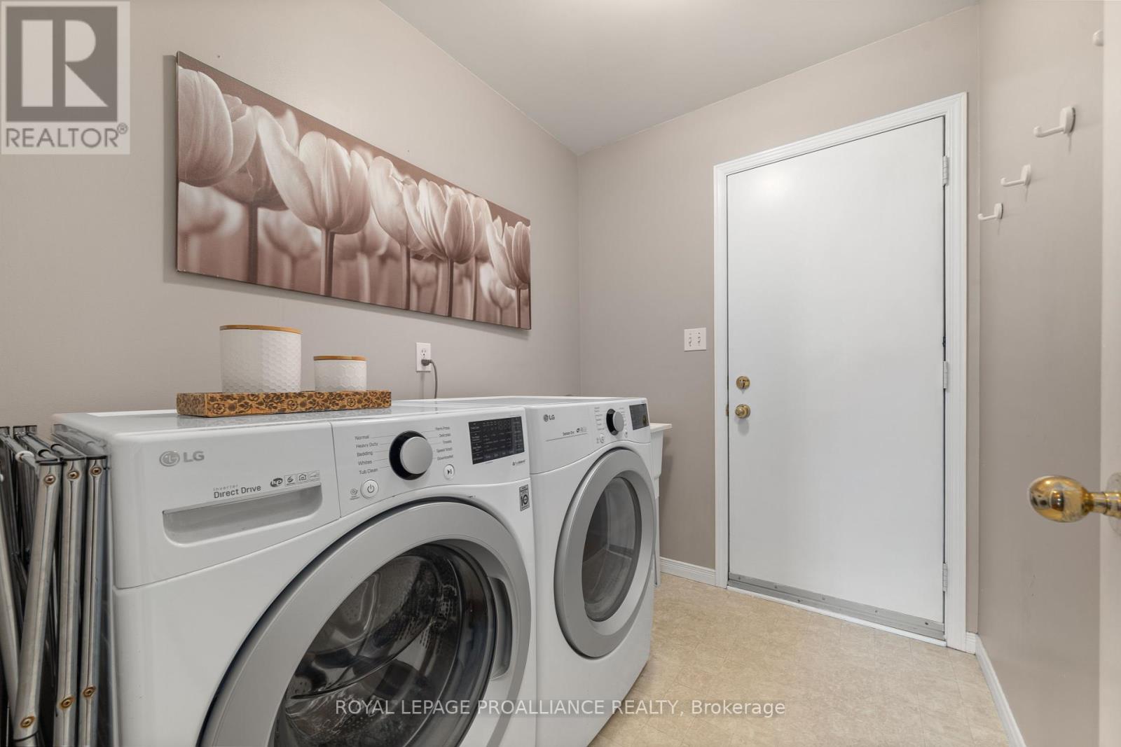 36 Oak Ridge Boulevard, Belleville, Ontario  K8N 5W1 - Photo 27 - X12434040