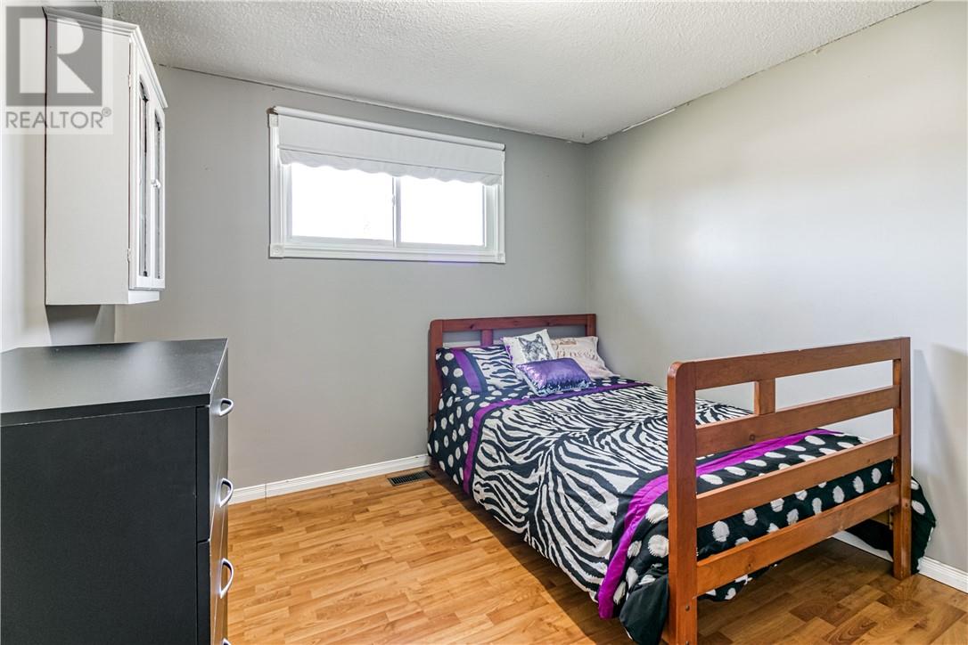 3810 Macmillan Drive, Val Caron, Ontario P3N 1N2 - Photo 16 - 2125433