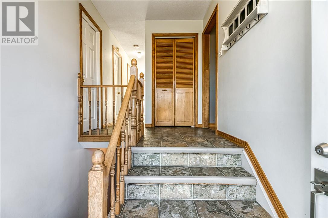 3810 Macmillan Drive, Val Caron, Ontario P3N 1N2 - Photo 4 - 2125433