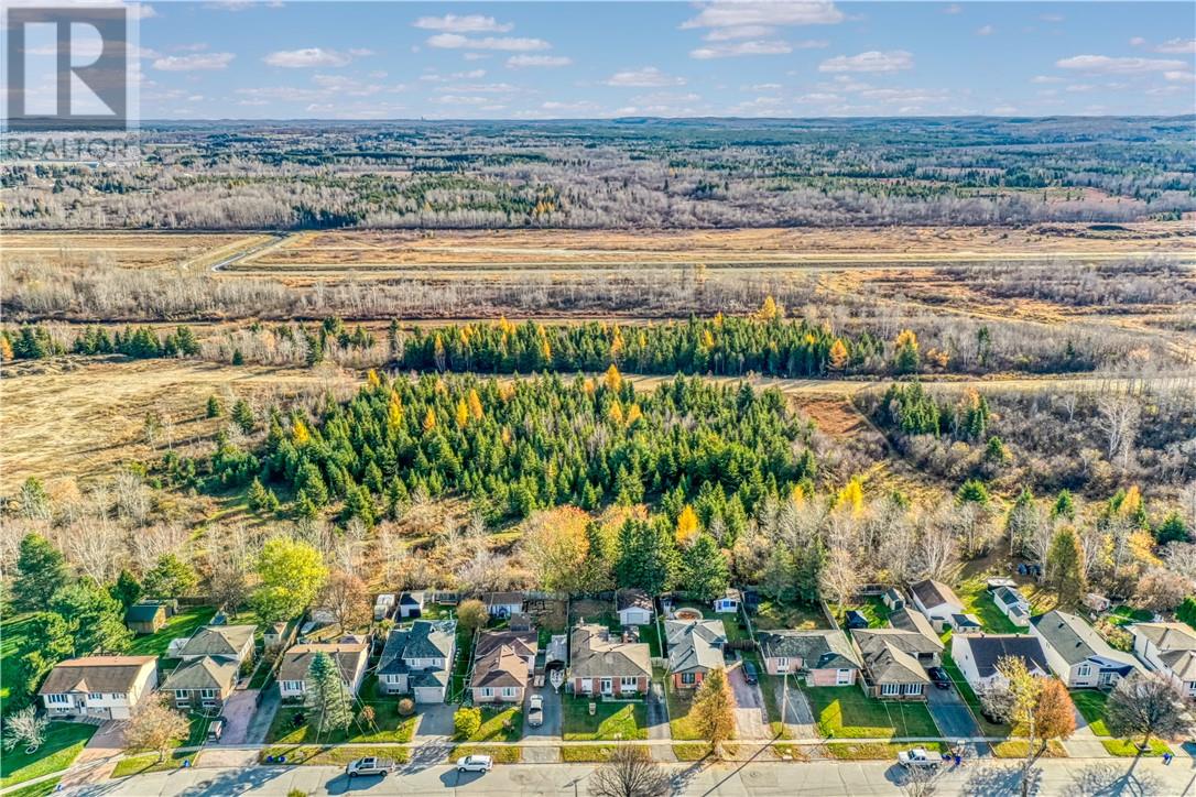 3810 Macmillan Drive, Val Caron, Ontario P3N 1N2 - Photo 41 - 2125433