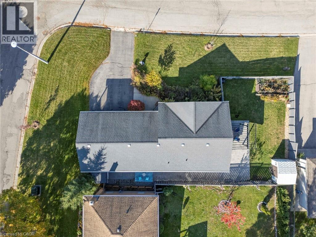 Photo 4 at 2 Grenada Drive, Simcoe Photo 4 at 2 Grenada Drive, Simcoe