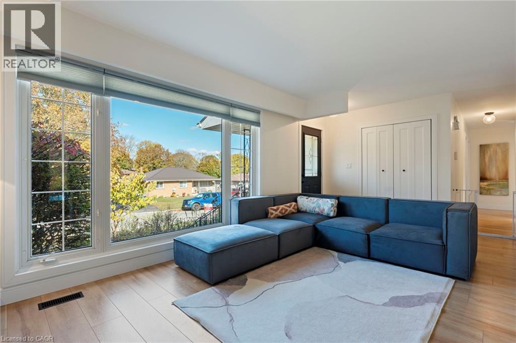 Photo 6 at 2 Grenada Drive, Simcoe Photo 6 at 2 Grenada Drive, Simcoe