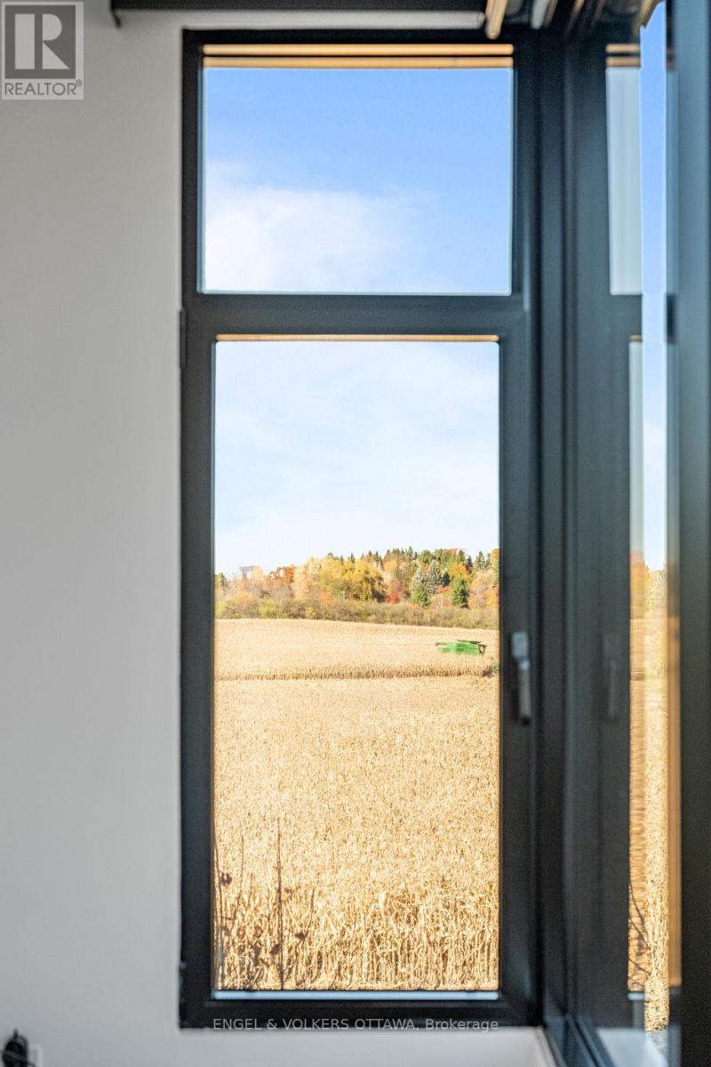 127 Peridot Private, Ottawa, Ontario  K2C 3M3 - Photo 48 - X12492508