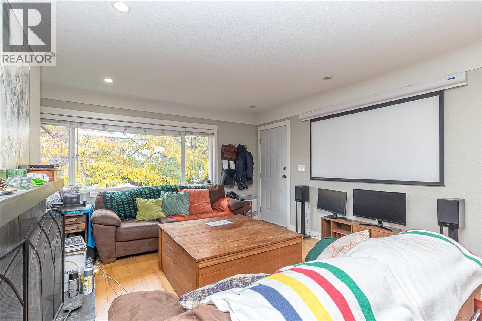 1207 Walnut St, Victoria, British Columbia  V8T 1N3 - Photo 6 - 1014844