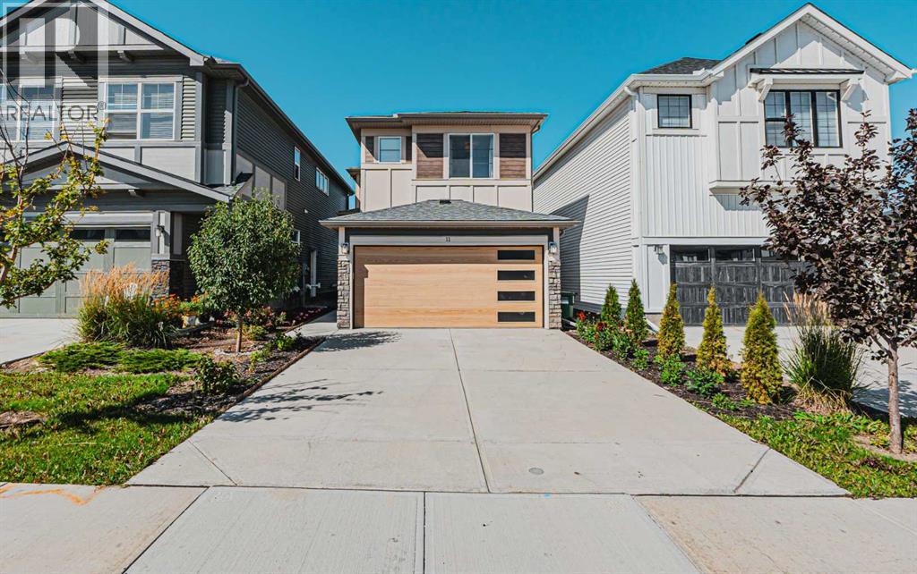 11 Homestead Close Ne, Calgary, Alberta  T3J 2H2 - Photo 2 - A2251101