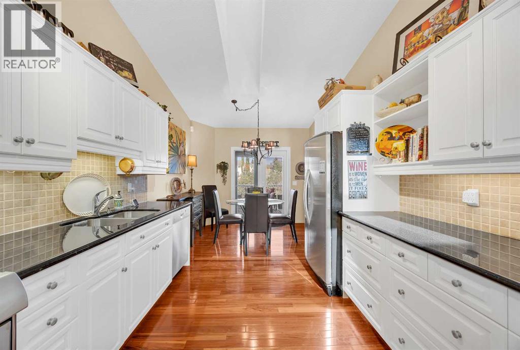 75 Christie Gardens Sw, Calgary, Alberta  T3H 3B5 - Photo 16 - A2261455