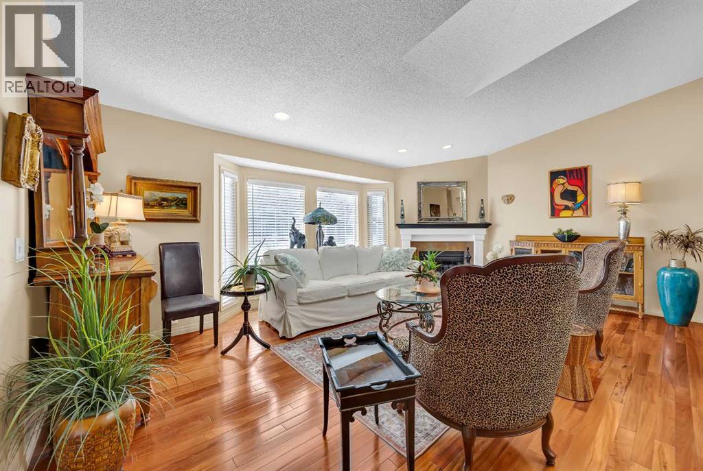 75 Christie Gardens Sw, Calgary, Alberta  T3H 3B5 - Photo 3 - A2261455