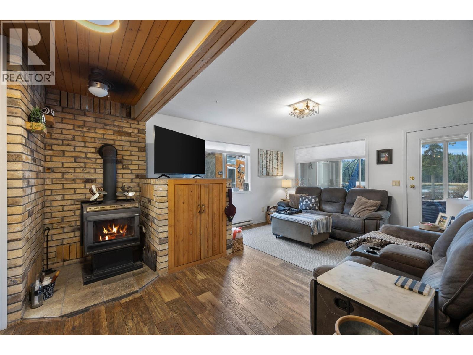 4684 Walloper Lake Road, Kamloops, British Columbia  V1S 1Y8 - Photo 4 - 10366893