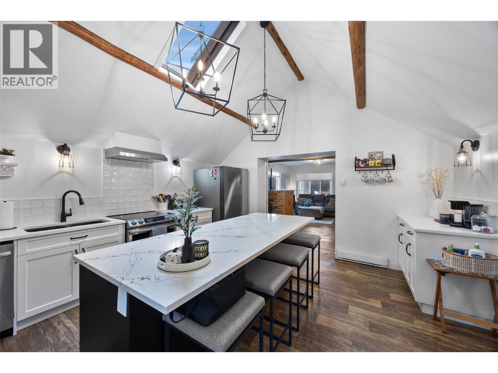 4684 Walloper Lake Road, Kamloops, British Columbia  V1S 1Y8 - Photo 14 - 10366893