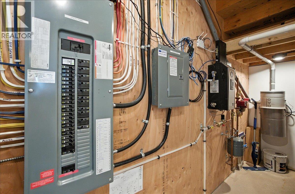 320 Mountain View Drive, Nelson, British Columbia  V1L 0A7 - Photo 43 - 10361394