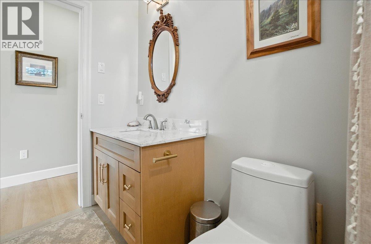 320 Mountain View Drive, Nelson, British Columbia  V1L 0A7 - Photo 35 - 10361394