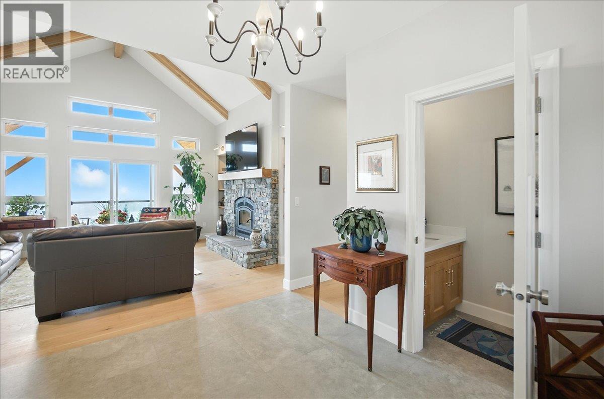 320 Mountain View Drive, Nelson, British Columbia  V1L 0A7 - Photo 20 - 10361394