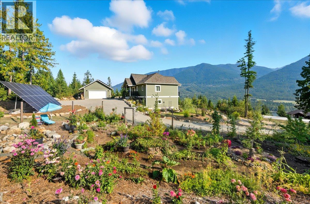 320 Mountain View Drive, Nelson, British Columbia  V1L 0A7 - Photo 65 - 10361394