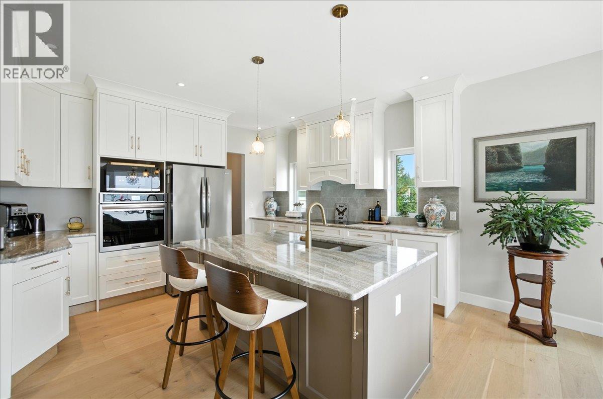 320 Mountain View Drive, Nelson, British Columbia  V1L 0A7 - Photo 6 - 10361394