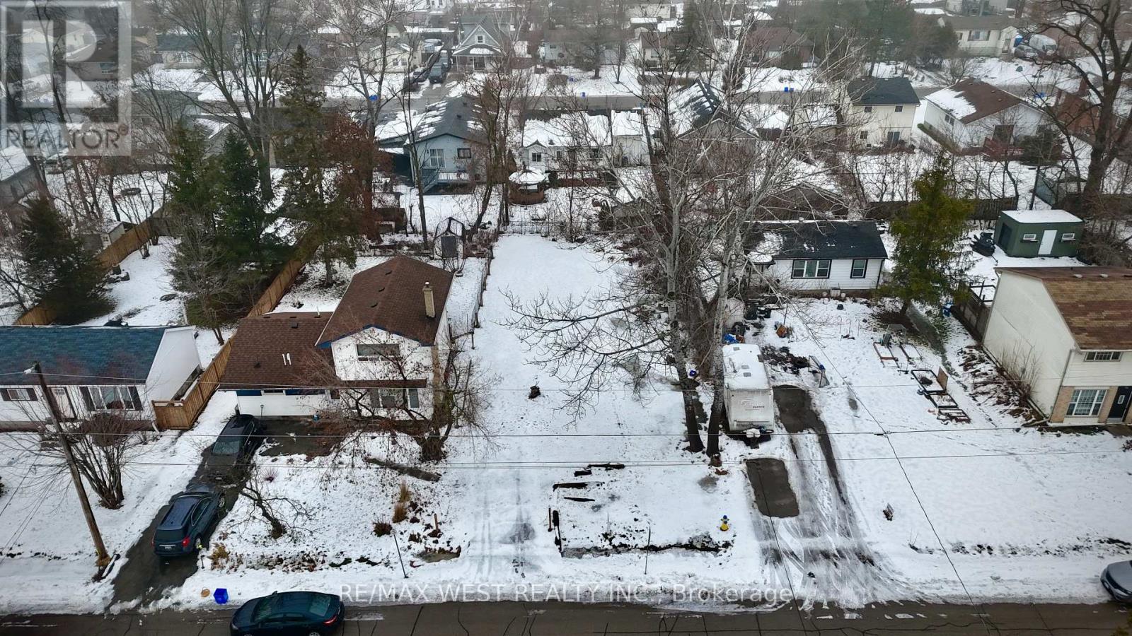 310 Terrace Drive, Georgina, Ontario  L4P 2Y8 - Photo 17 - N12488284