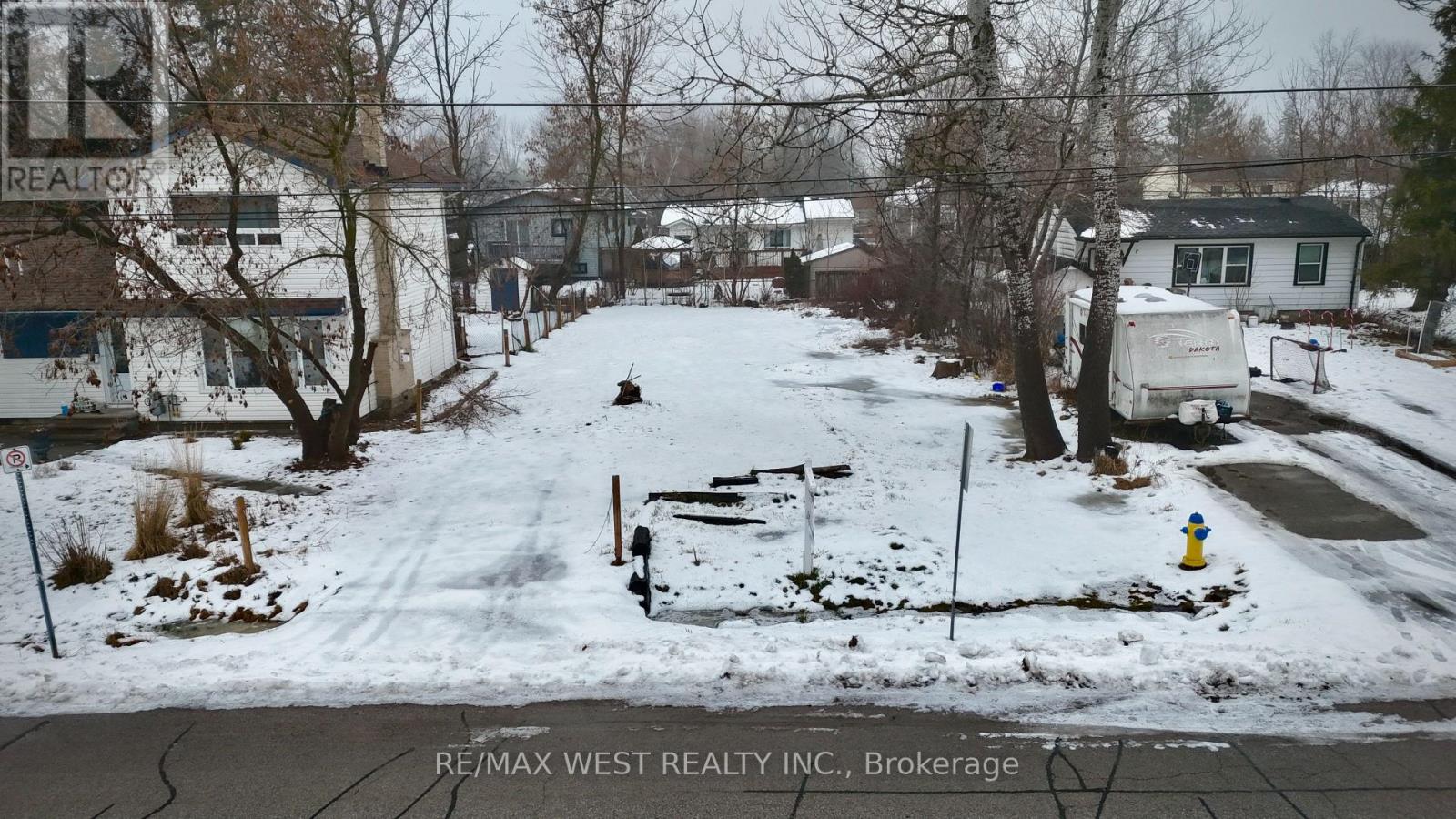 310 Terrace Drive, Georgina, Ontario  L4P 2Y8 - Photo 15 - N12488284