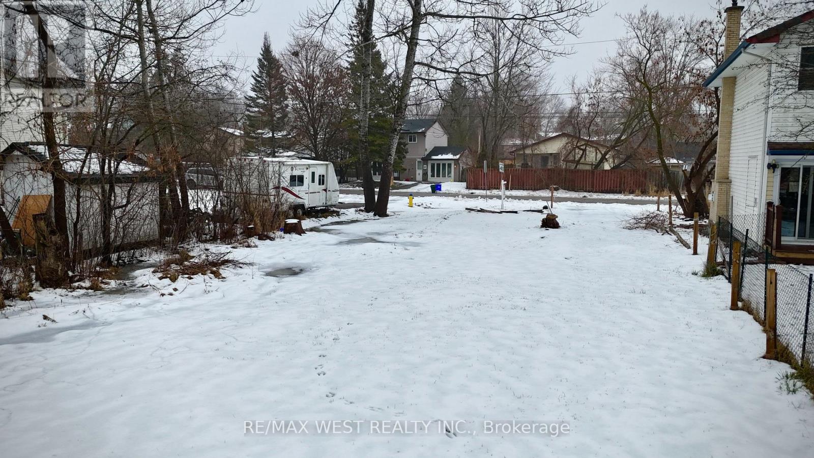 310 Terrace Drive, Georgina, Ontario  L4P 2Y8 - Photo 16 - N12488284