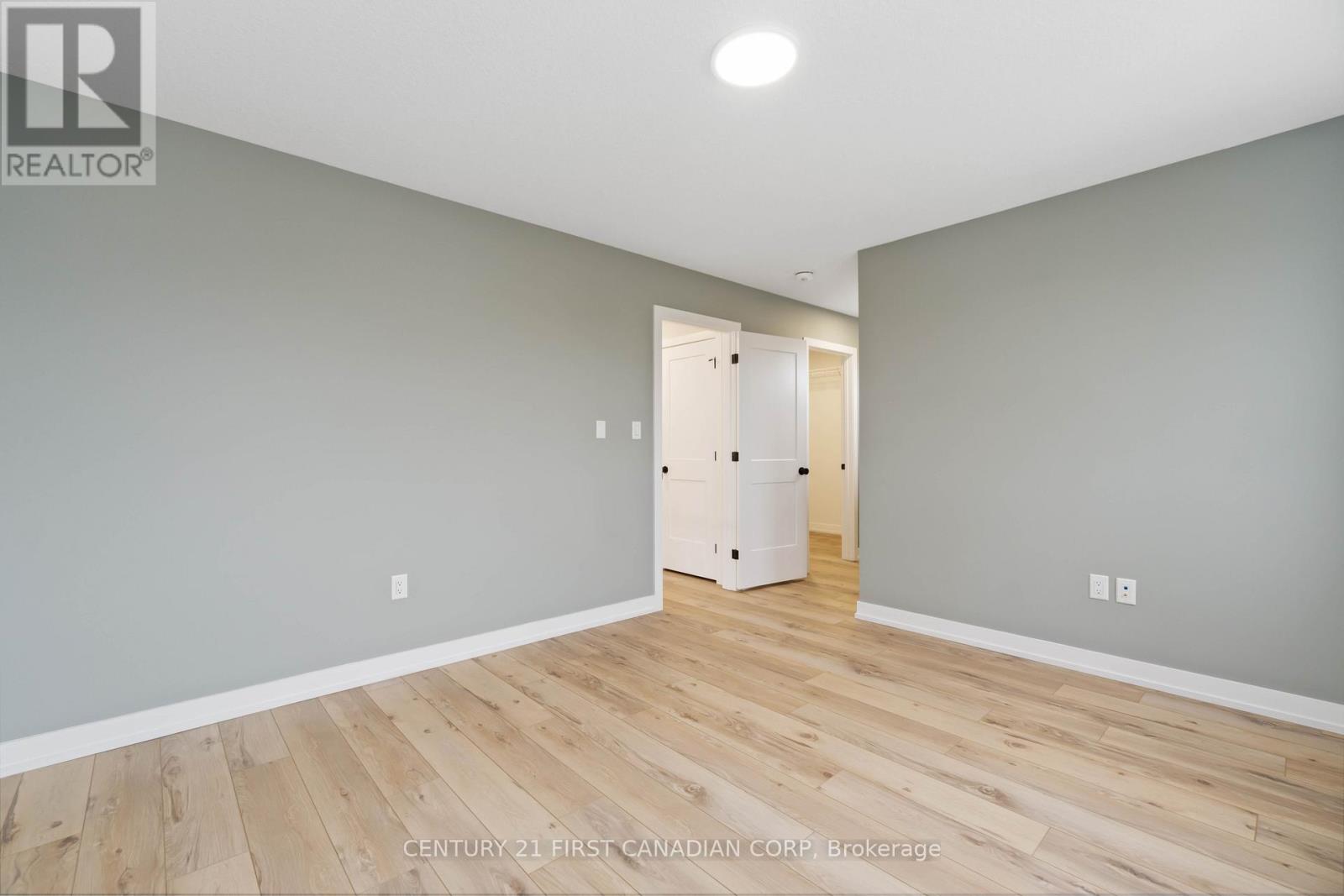 450 Main Street, Plympton-Wyoming (Plympton Wyoming), Ontario  N0N 1T0 - Photo 28 - X12492924