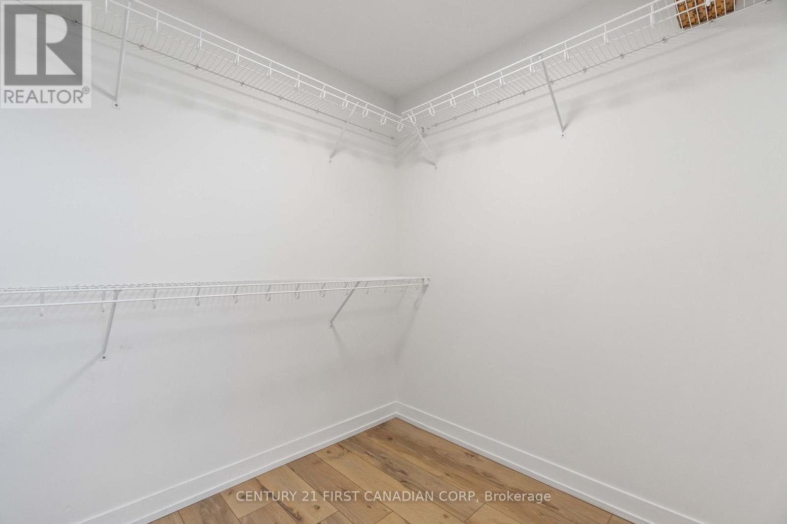 450 Main Street, Plympton-Wyoming (Plympton Wyoming), Ontario  N0N 1T0 - Photo 29 - X12492924