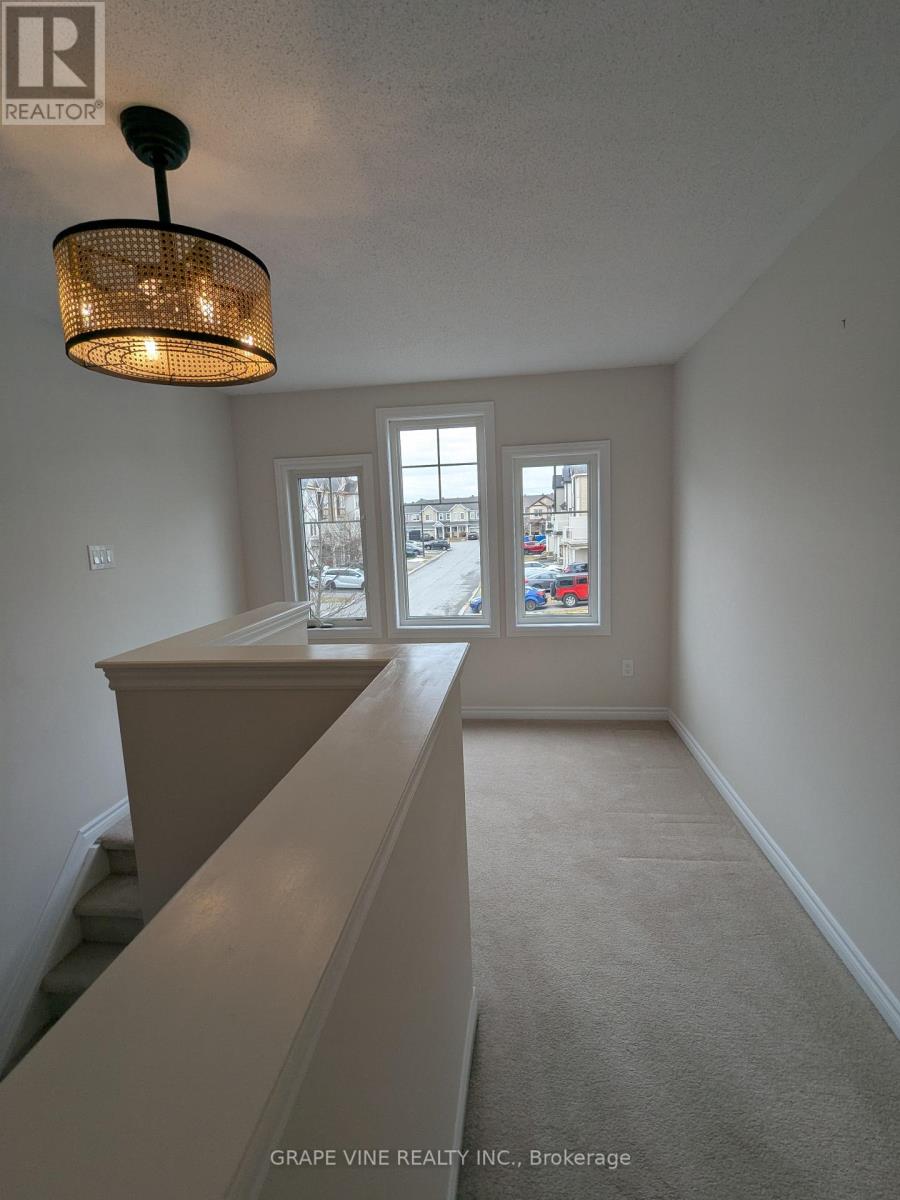 582 Meadowcreek Circle, Ottawa, Ontario  K2M 0J8 - Photo 20 - X12492864