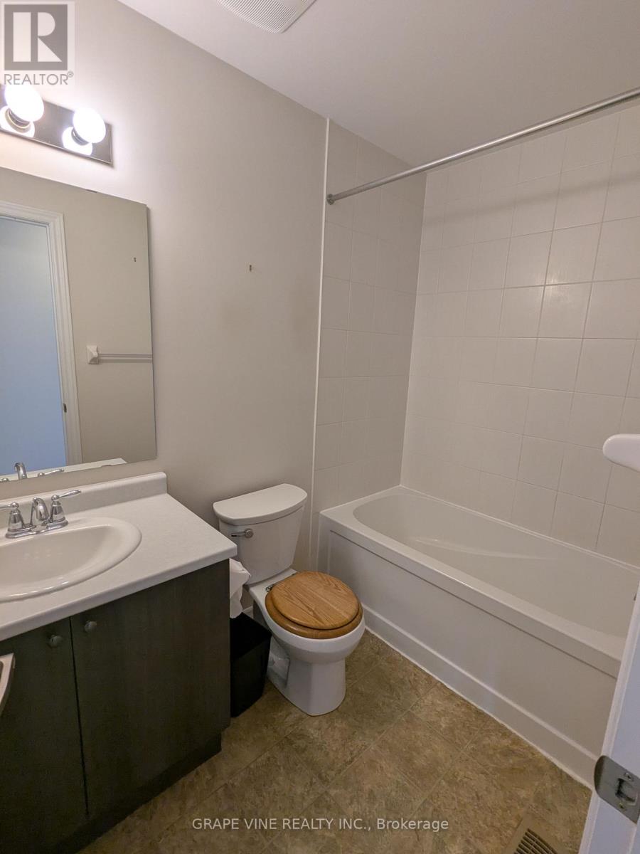 582 Meadowcreek Circle, Ottawa, Ontario  K2M 0J8 - Photo 26 - X12492864