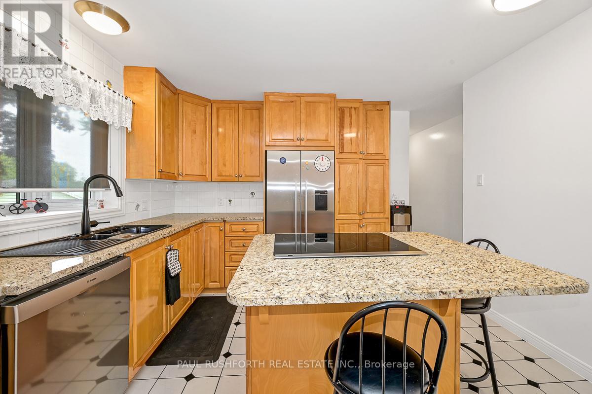 89 Hawk Crescent, Ottawa, Ontario  K1V 9G8 - Photo 12 - X12492880