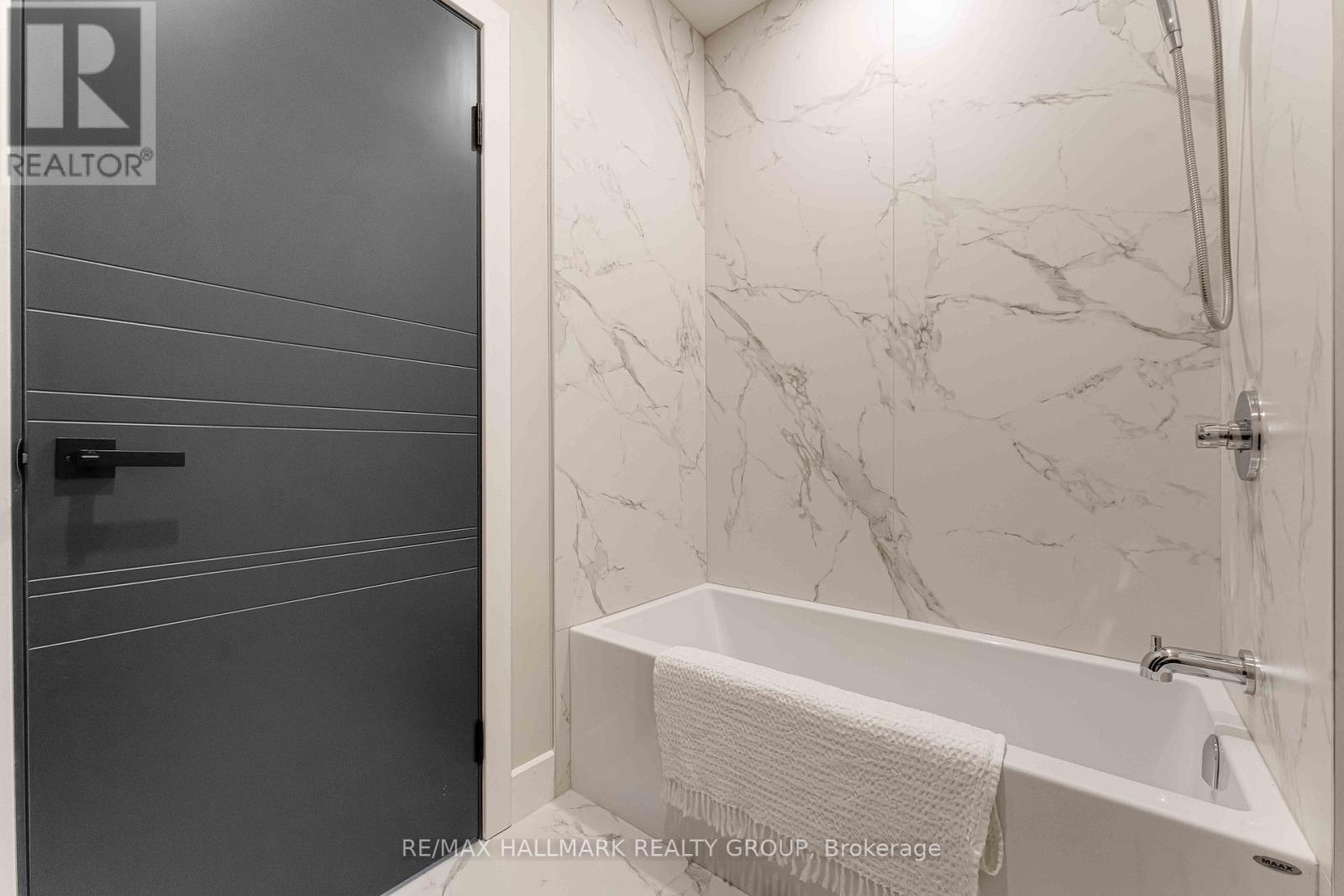 110 Theberge Private, Ottawa, Ontario  K2G 4T1 - Photo 25 - X12492900