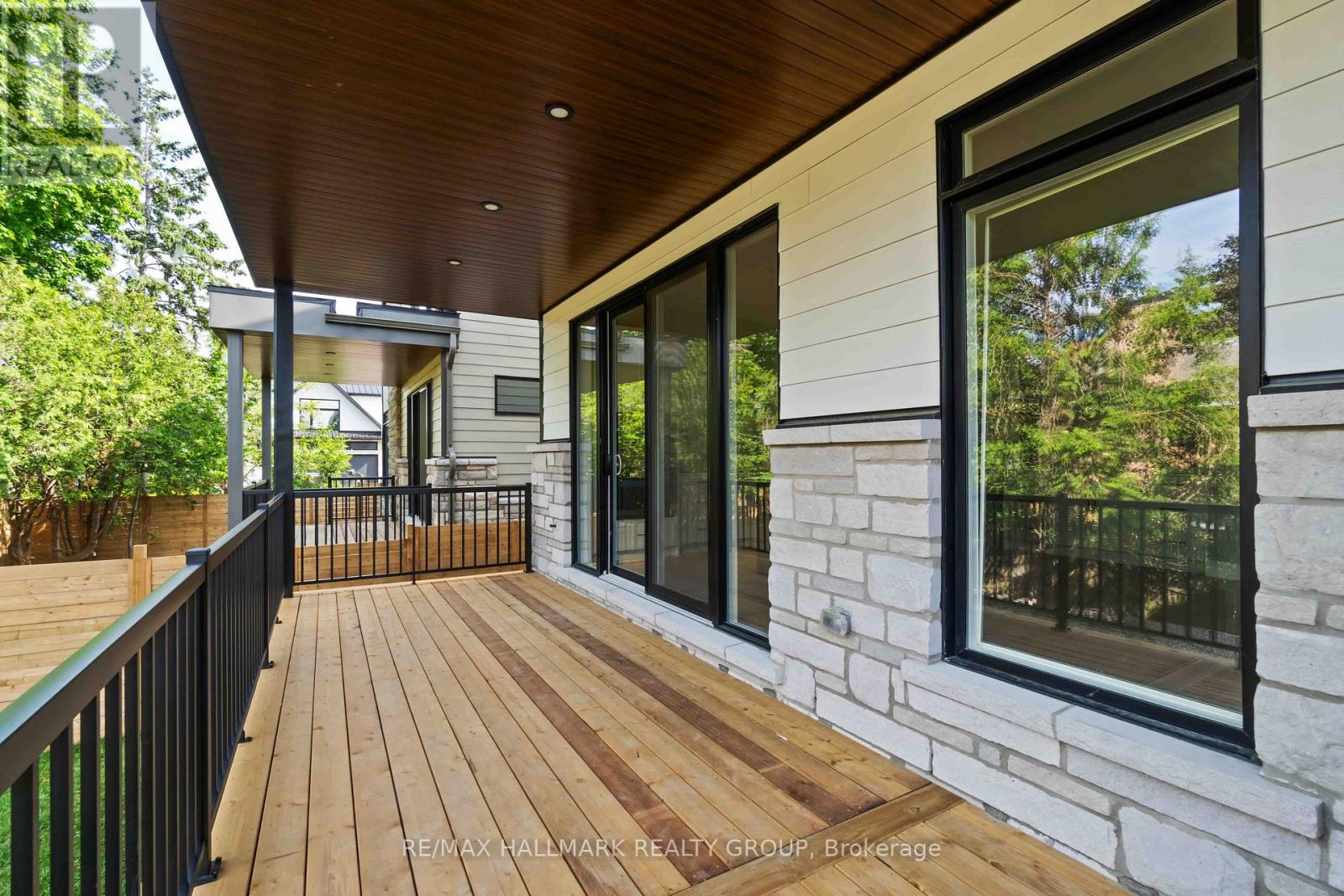 110 Theberge Private, Ottawa, Ontario  K2G 4T1 - Photo 34 - X12492900