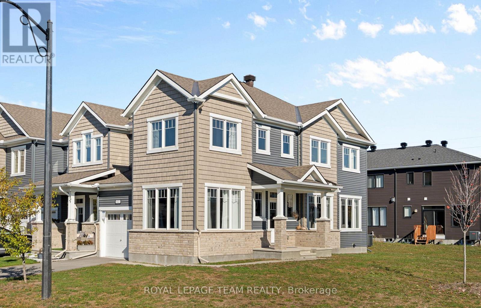 841 Regulus Ridge, Ottawa, Ontario  K2J 6S9 - Photo 3 - X12492908