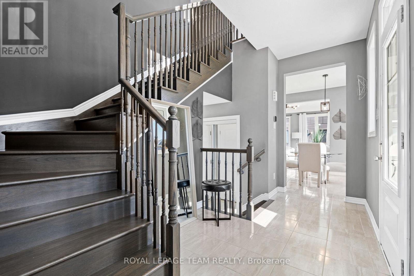 841 Regulus Ridge, Ottawa, Ontario  K2J 6S9 - Photo 5 - X12492908