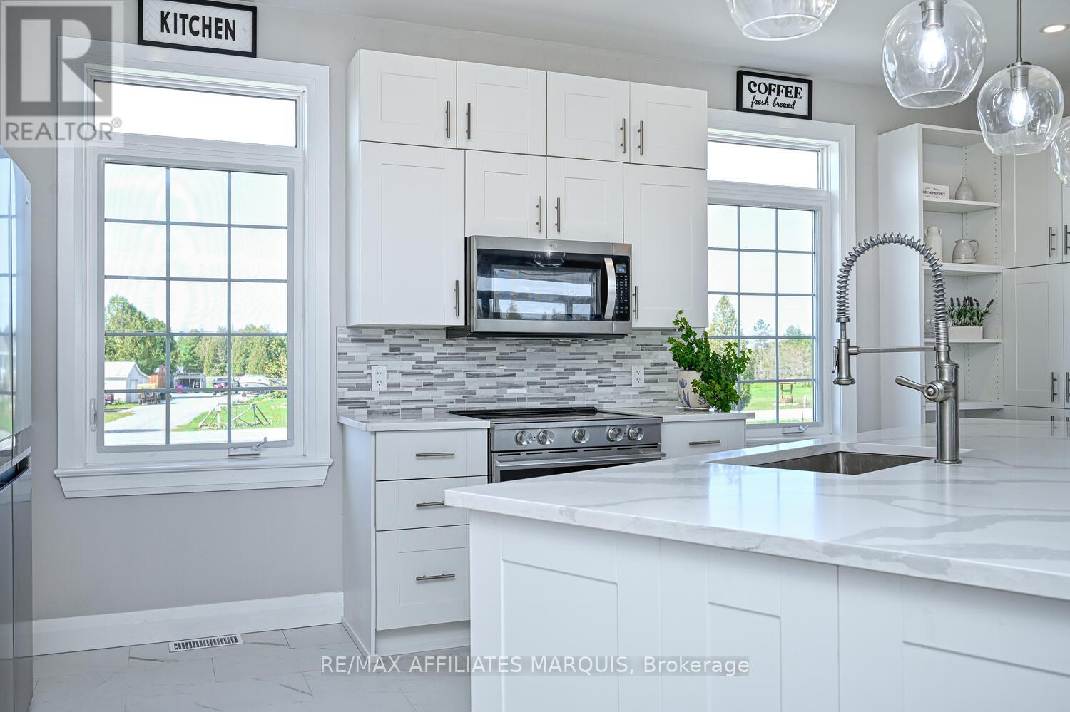 2064 Rosedale Road N, Montague, Ontario  K7A 0A2 - Photo 22 - X12492968