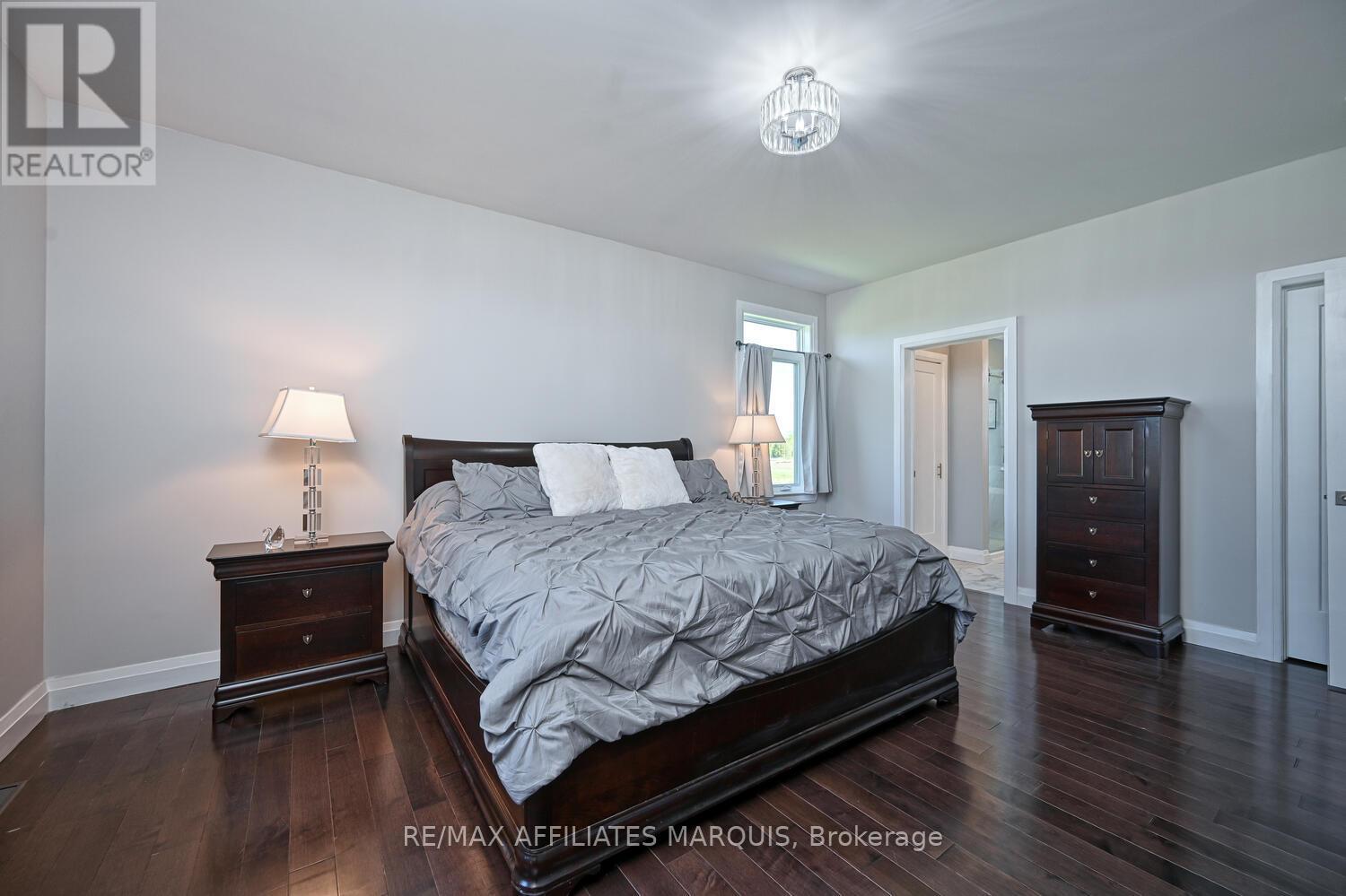 2064 Rosedale Road N, Montague, Ontario  K7A 0A2 - Photo 34 - X12492968