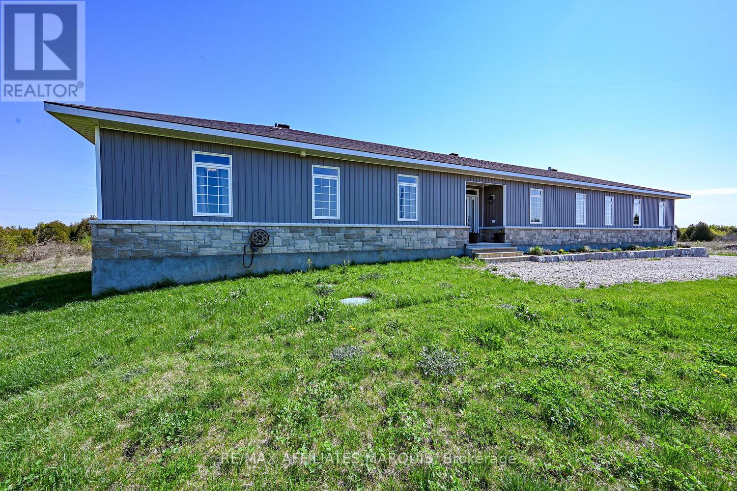 2064 Rosedale Road N, Montague, Ontario  K7A 0A2 - Photo 4 - X12492968