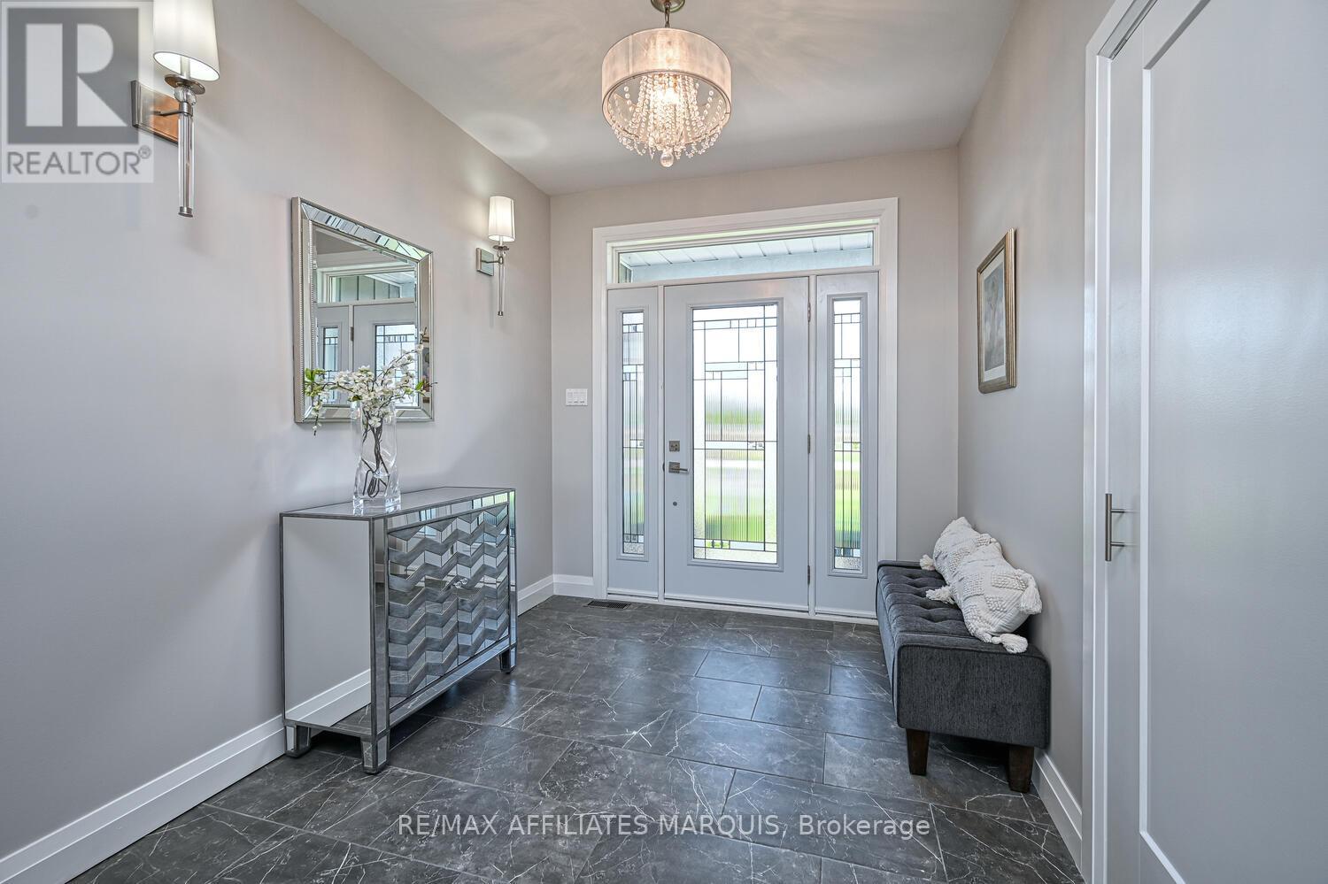 2064 Rosedale Road N, Montague, Ontario  K7A 0A2 - Photo 6 - X12492968